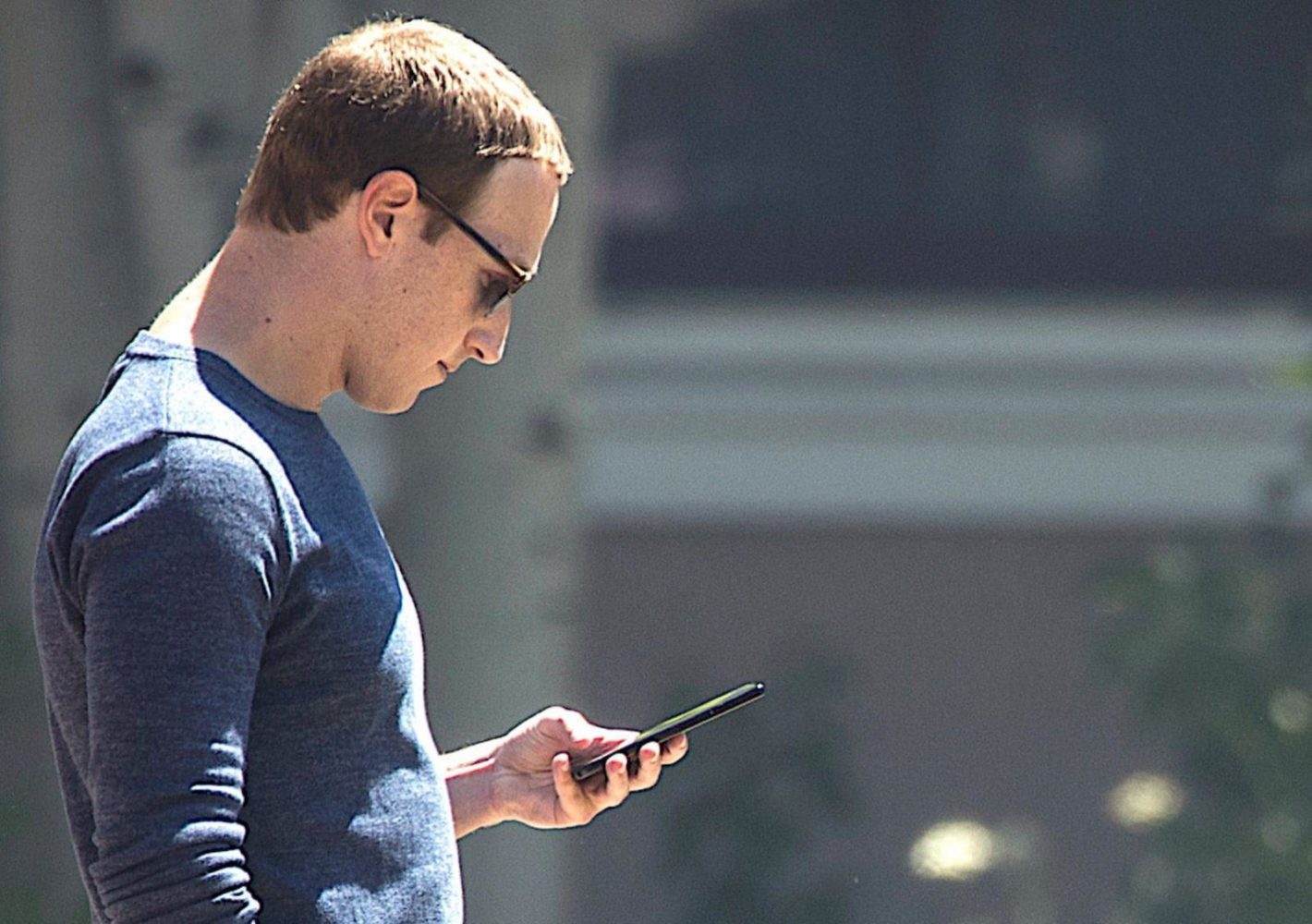 Zuckerberg vieta iPhone in Facebook