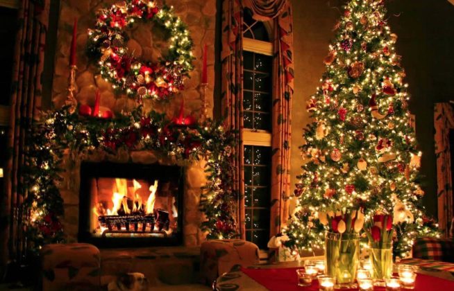 Casa addobbata per Natale in modo classico