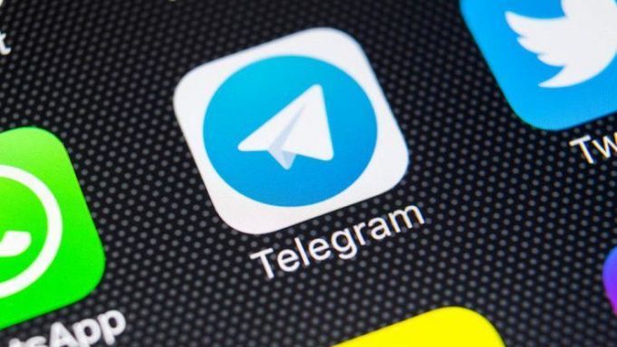 Telegram aggiornamento design lingue personalizzate e Instant View