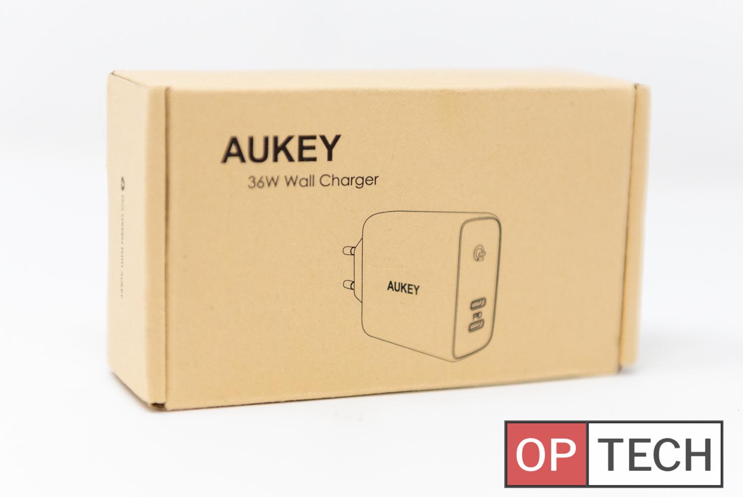 AUKEY PA-D2 unboxing caricatore 36W