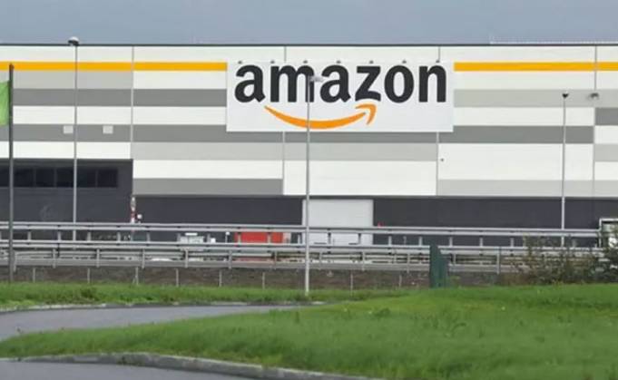 Amazon riapre prodotti di terze parti non essenziali